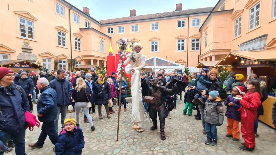 2022-12-03_04 - Kiwanis Weihnacht im Schloss  080